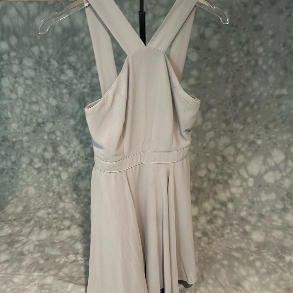 Lulus XS skater address in dove gray